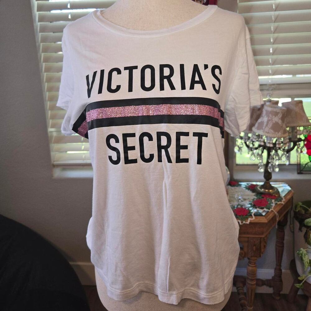Victorias secret logo tee